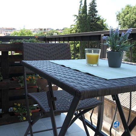 Apartment Ema Pula Bagian luar foto